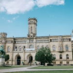 1e59a96b-fe2c-4b58-aa52-a56ac1cd2a2e